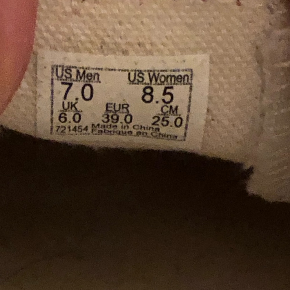 Vans - Picture 3 of 3